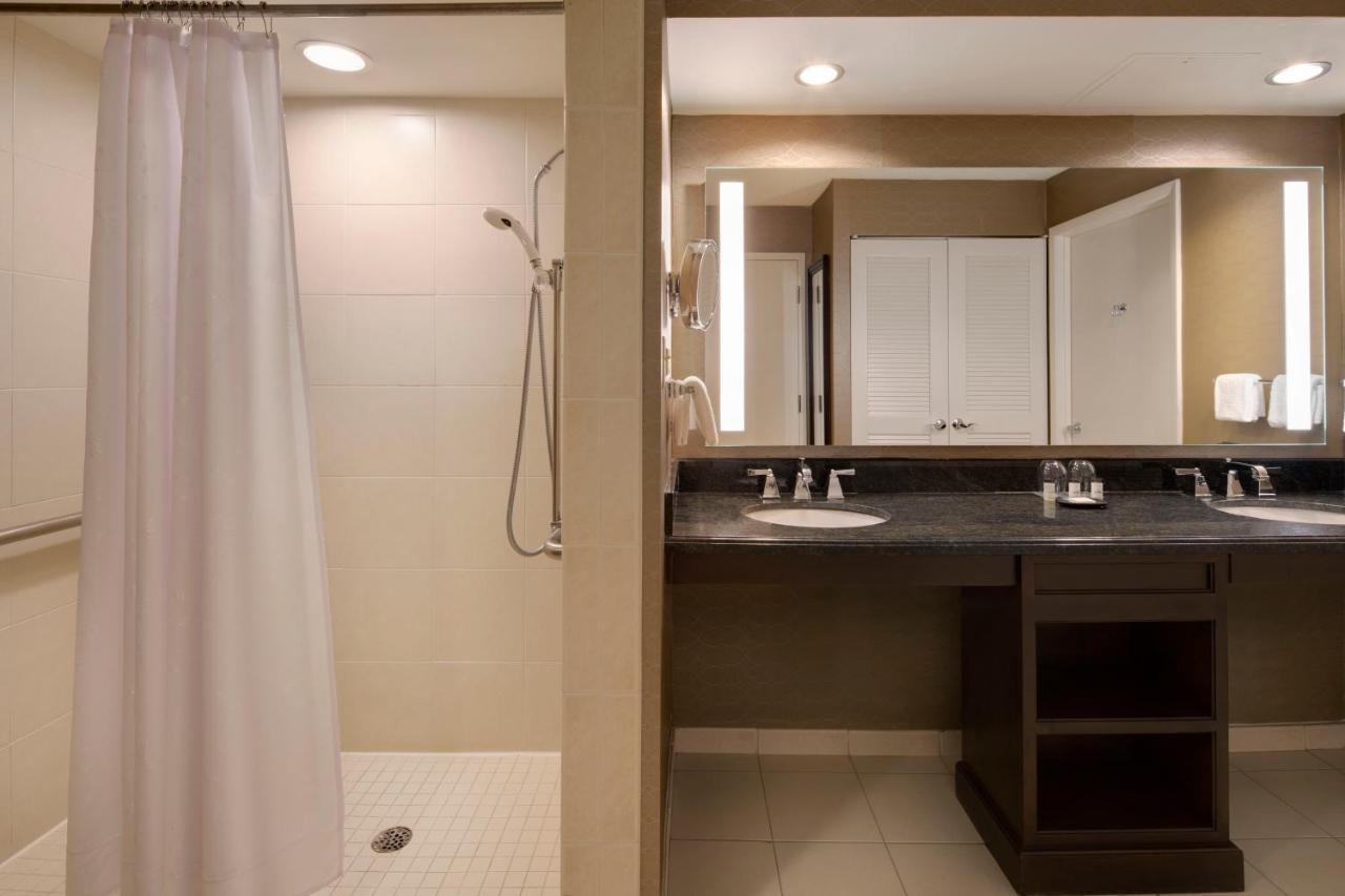 Sheraton Suites Fort Lauderdale West Plantation Exterior foto